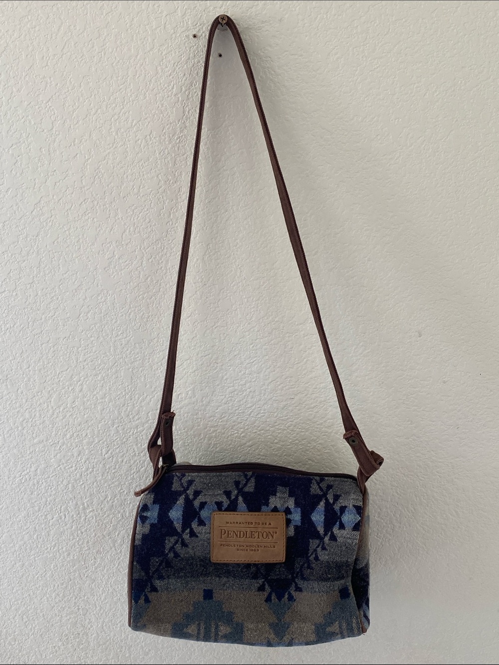 Pendleton Wool Crossbody Bag Blue Gray Southwestern with Strap